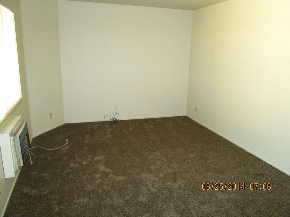 2nd image of 1405 U St APT 4