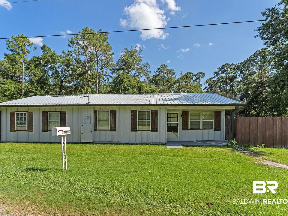 1st image of 14095 Riverside Dr