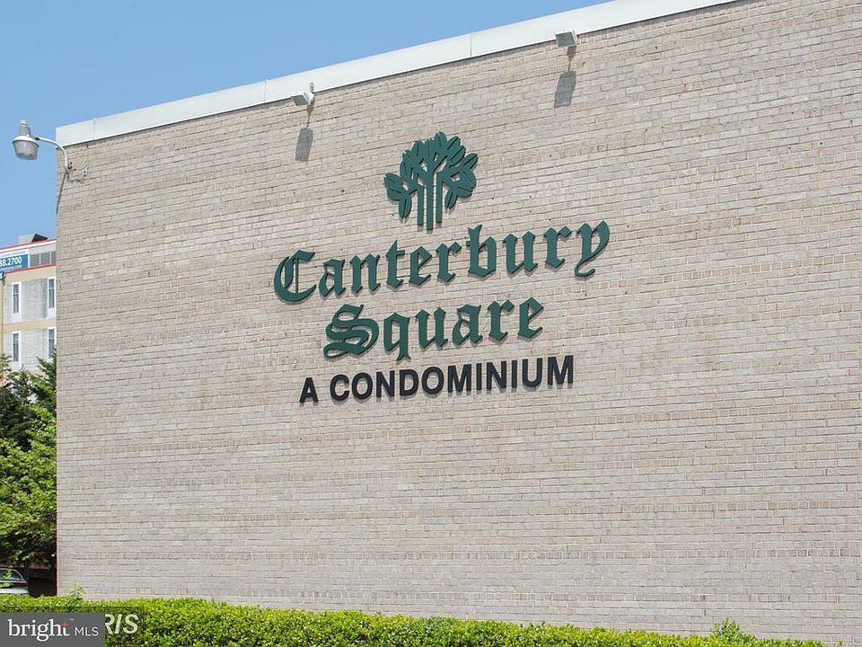 1st image of 5 Canterbury Sq APT 202