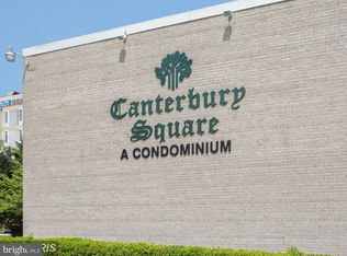 5 Canterbury Sq APT 202, Alexandria, VA 22304