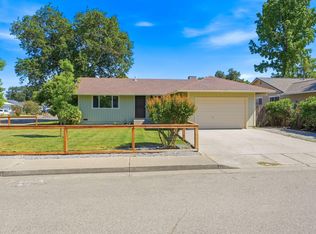 2885 Iris St, Anderson, CA 96007