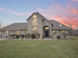 174 N Depaoli Rd, Mc Donald, PA 15057