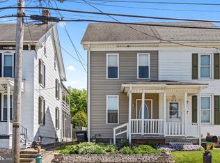 112 Church St, Seven Valleys, PA