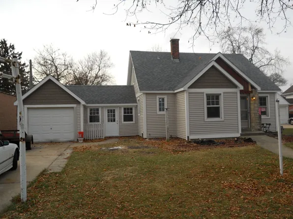 1571 Whitcomb Ave, Des Plaines, IL 60018