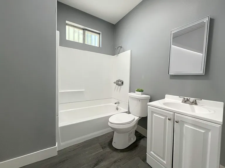 454 Rose Ave #460 — Photo 4