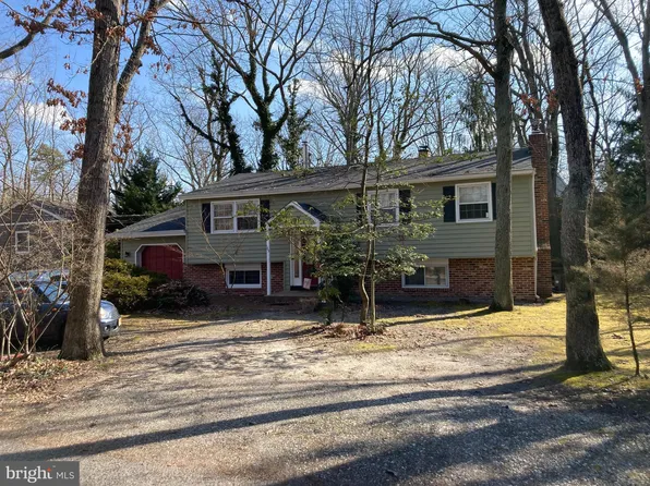 165 Cheyenne Trl, Medford Lakes, NJ 08055