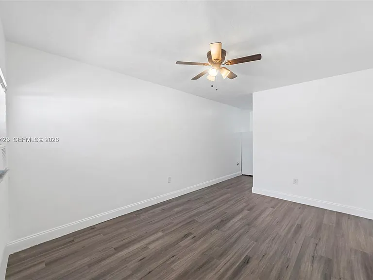 15940 NE 19th Ct #3 — Photo 13