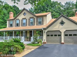 979 Redberry Ct, Great Falls, VA