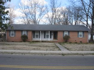 408 Magnolia Ave, Mc Kenzie, TN 38201