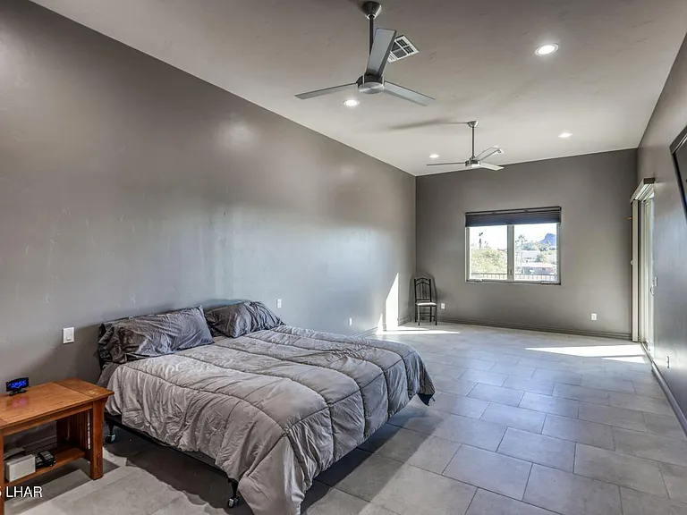2520 Demaret Dr — Photo 19