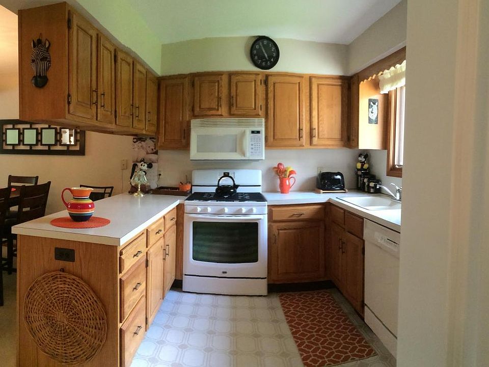 1st image of 6637 Leisure Way Dr SE #12