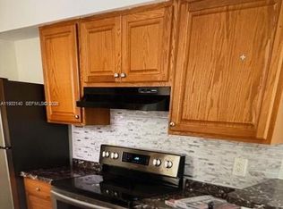 833 Riverside Dr APT 817, Pompano Beach, FL 33071