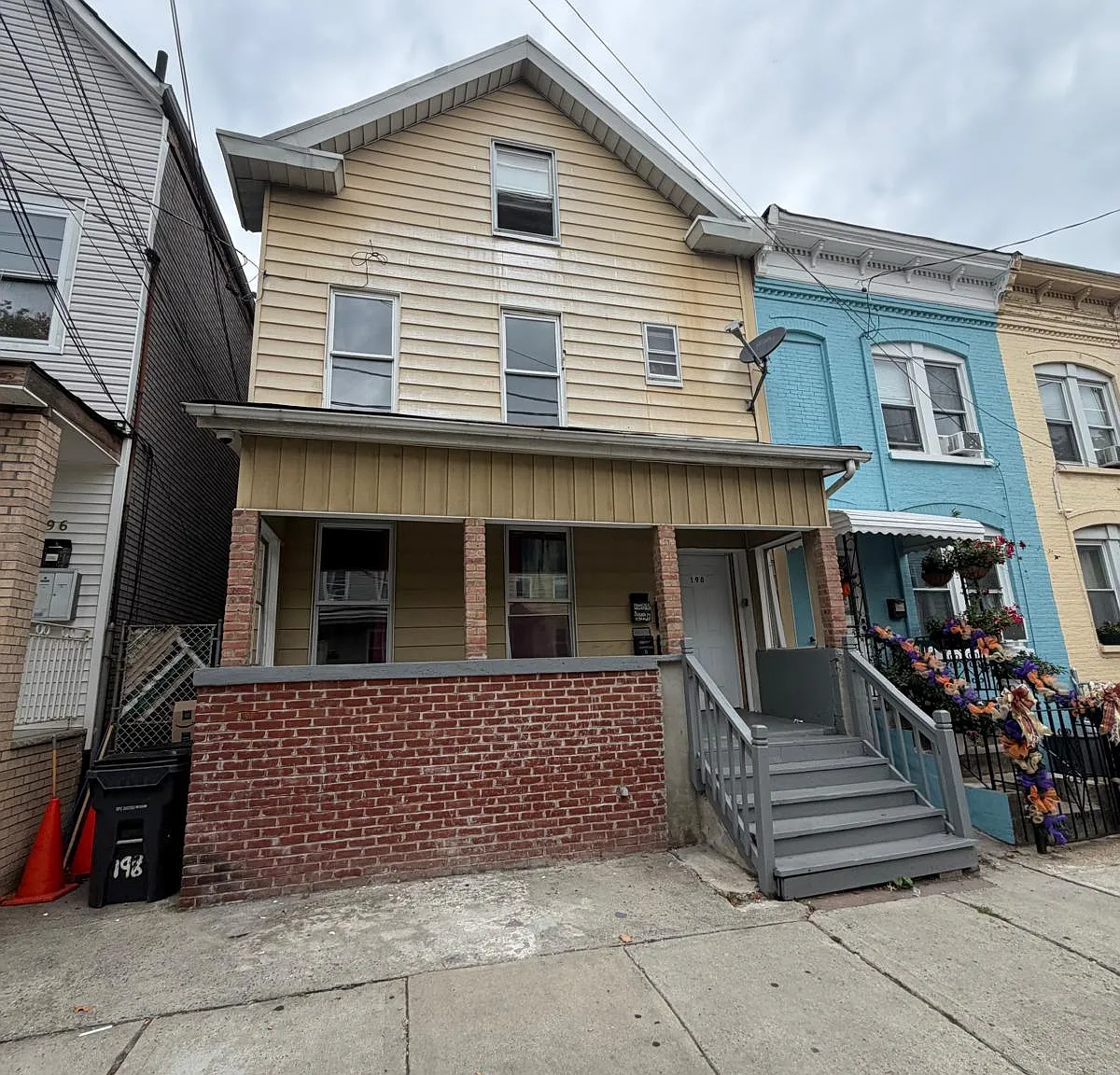 1 bed, $1,200 — Photo 2