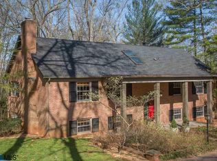 860 Flordon Dr, Charlottesville, VA 22901