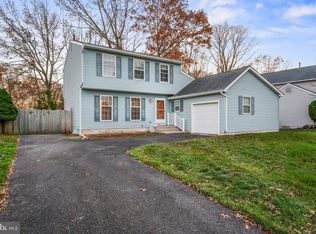 12 Gerry Ln, Sicklerville, NJ 08081