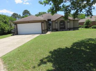 9879 Creet Cir, Navarre, FL 32566