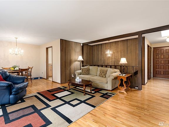 5th image of 5512 158th Pl NE