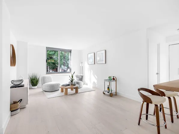 2 S End Ave #Townhouse 9, New York, NY 10280