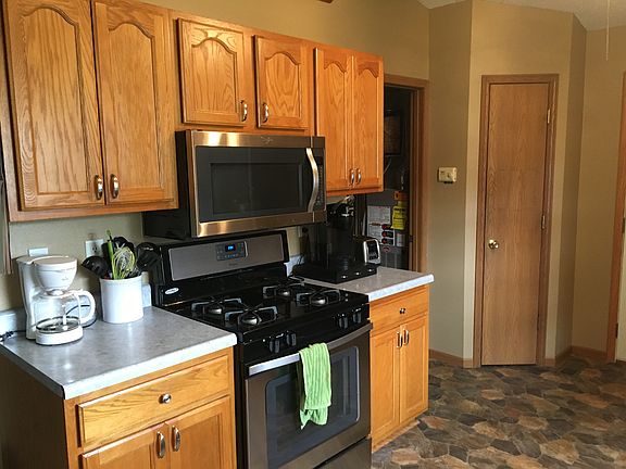 Kitchen-microwave stays