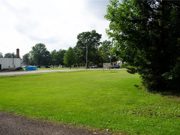 0 E 3rd St, Waterford, PA 16441