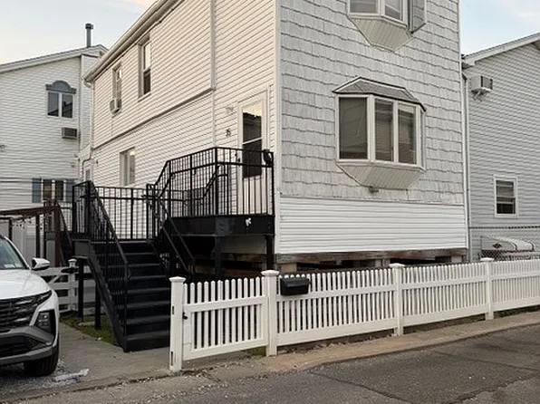 35 Melba Ct Floor 1, Brooklyn, NY 11229