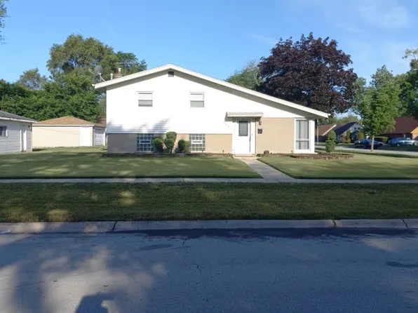 3831 168th St, Country Club Hills, IL 60478
