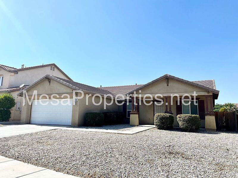 1st image of 13780 Sahara Ln