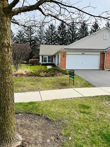 637 S Essington Dr, Round Lake, IL, 60073
