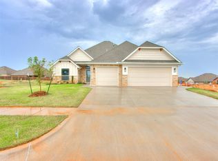 9352 SW 43rd St, Oklahoma City, OK 73179