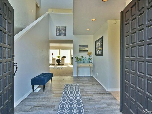 3rd image of 3625 Geyer Ln