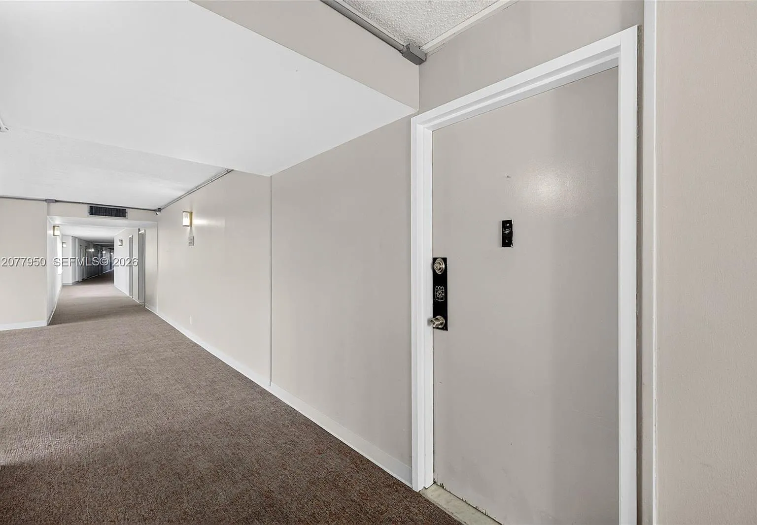 Ocean View Towers Condo — Photo 3
