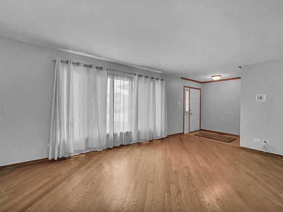 3rd image of 12158 W White Pine Trl