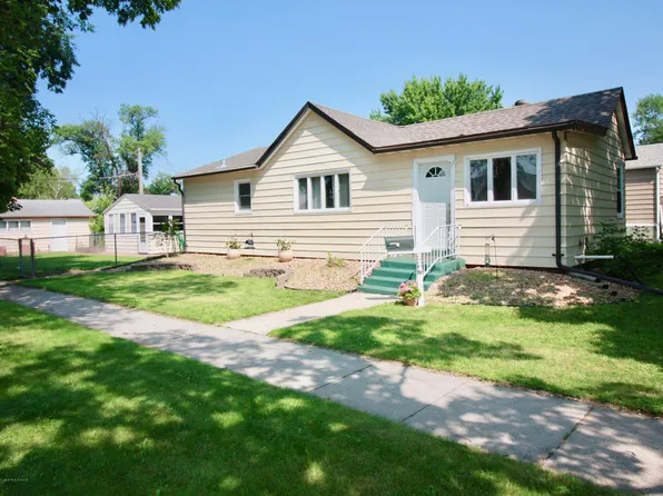 224 Nebraska Ave, Breckenridge, MN 56520