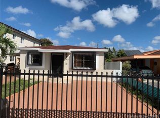 825 E 26th St, Hialeah, FL 33013