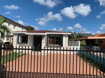 825 E 26th St, Hialeah, FL, 33013