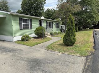 52 Cormier Dr, Rochester, NH 03867