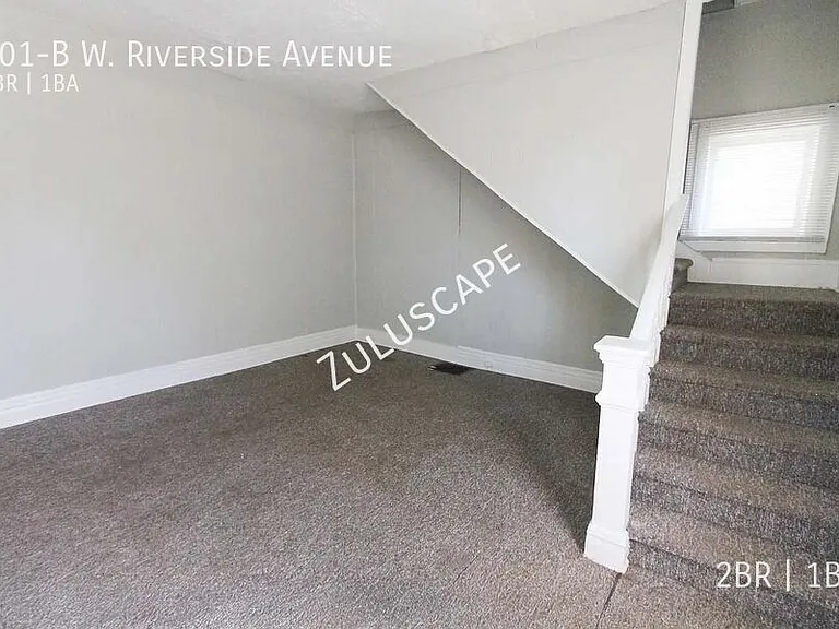 801B W Riverside Ave — Photo 2