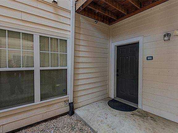 2nd image of 302 Campus Walk Trl Unit 101