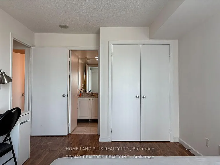 8 Park Rd #3011 — Photo 23