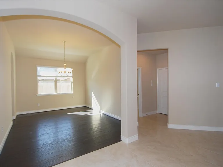 5607 S Denham Ridge Ln — Photo 7