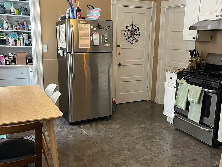 42 Calvin St #1L — Photo 7
