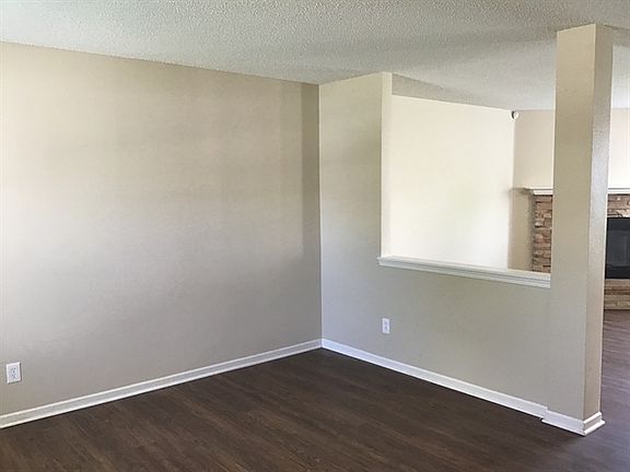 3rd image of 10855 Grace Dr
