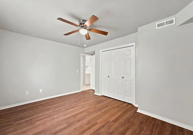 2770 N Barcelona Ave — Photo 11