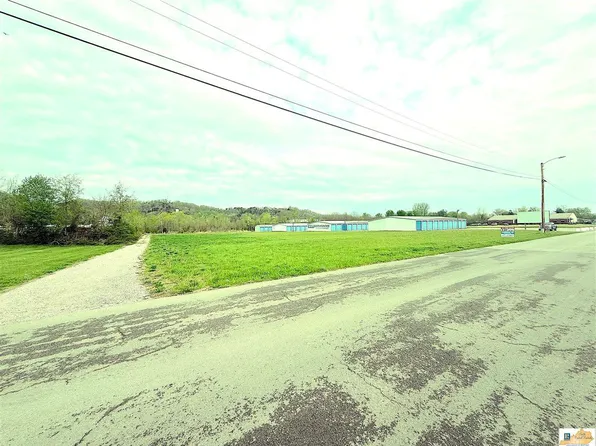 320 Keen St, Burkesville, KY 42717