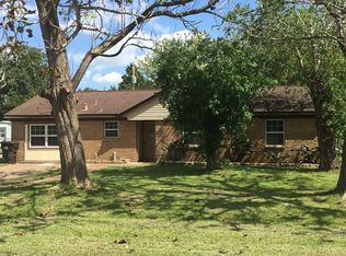 210 Avenue C, Brazoria, TX 77422
