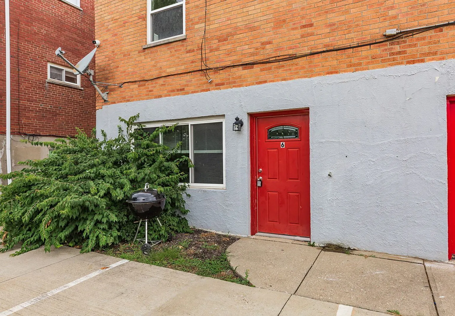 1 bed, 1.0 bath, 600 sqft, $925 — Photo 3