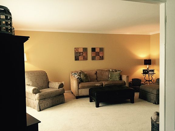 4th image of 38 Cheyenne Dr