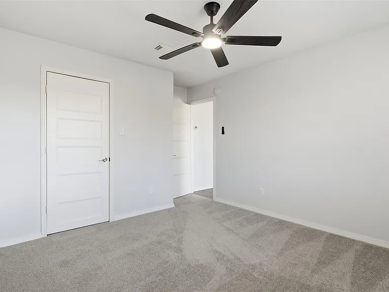 21211 Tancah Ln — Photo 31