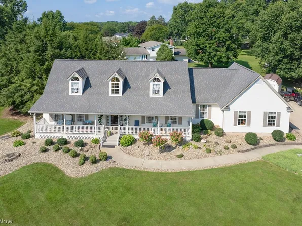 1067 Mohawk Trl SW, Hartville, OH 44632