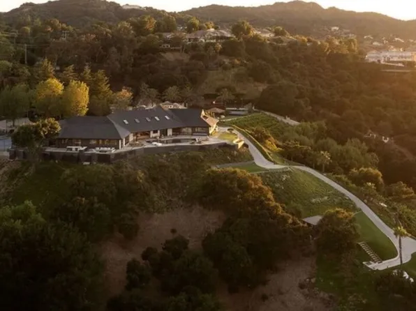 16401 Mulholland Dr, Los Angeles, CA 90049